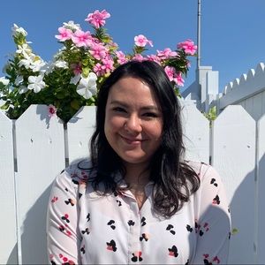 Meet your Posher, Laura